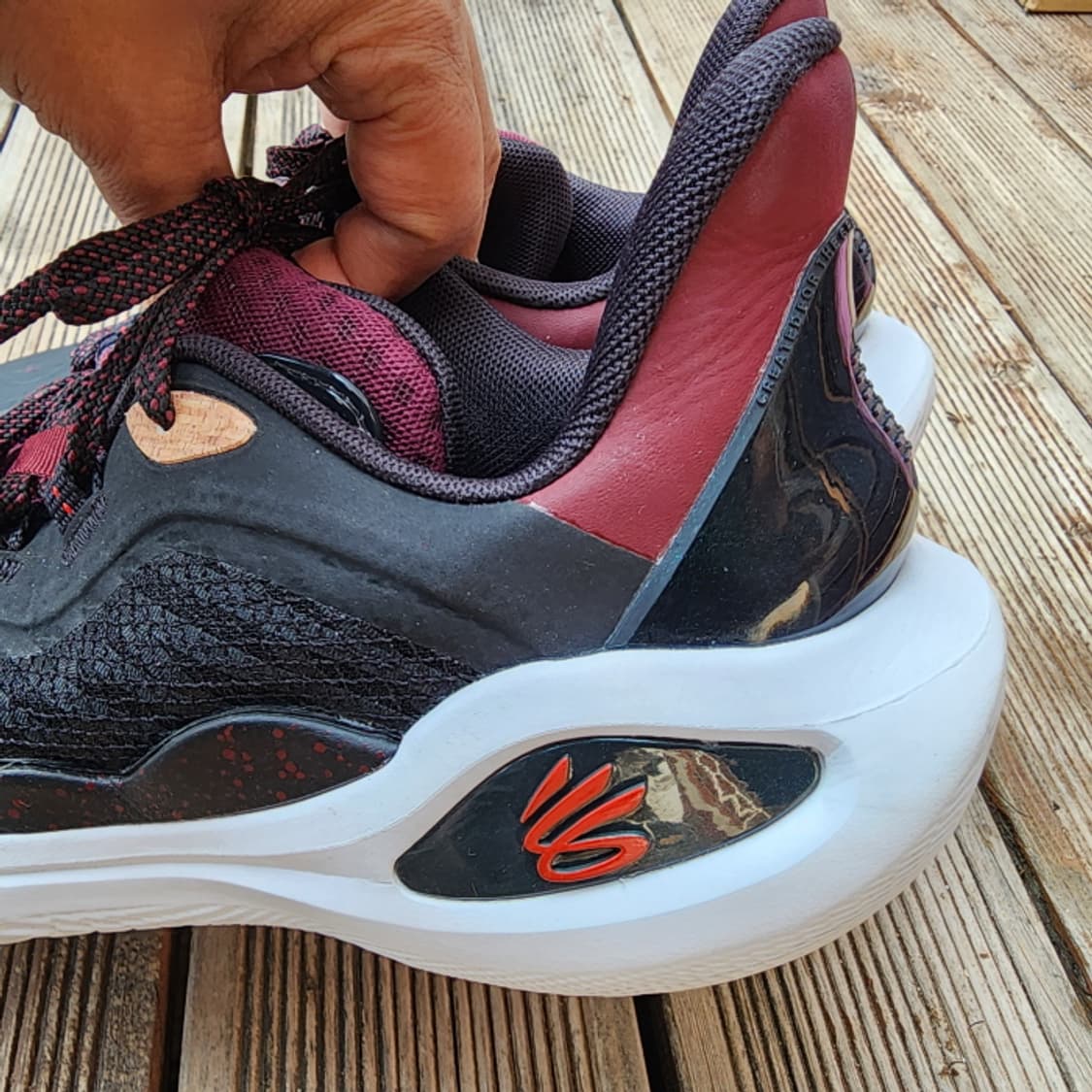 언더아머 curry Art3026616-001 러닝화(270) 상품이미지4