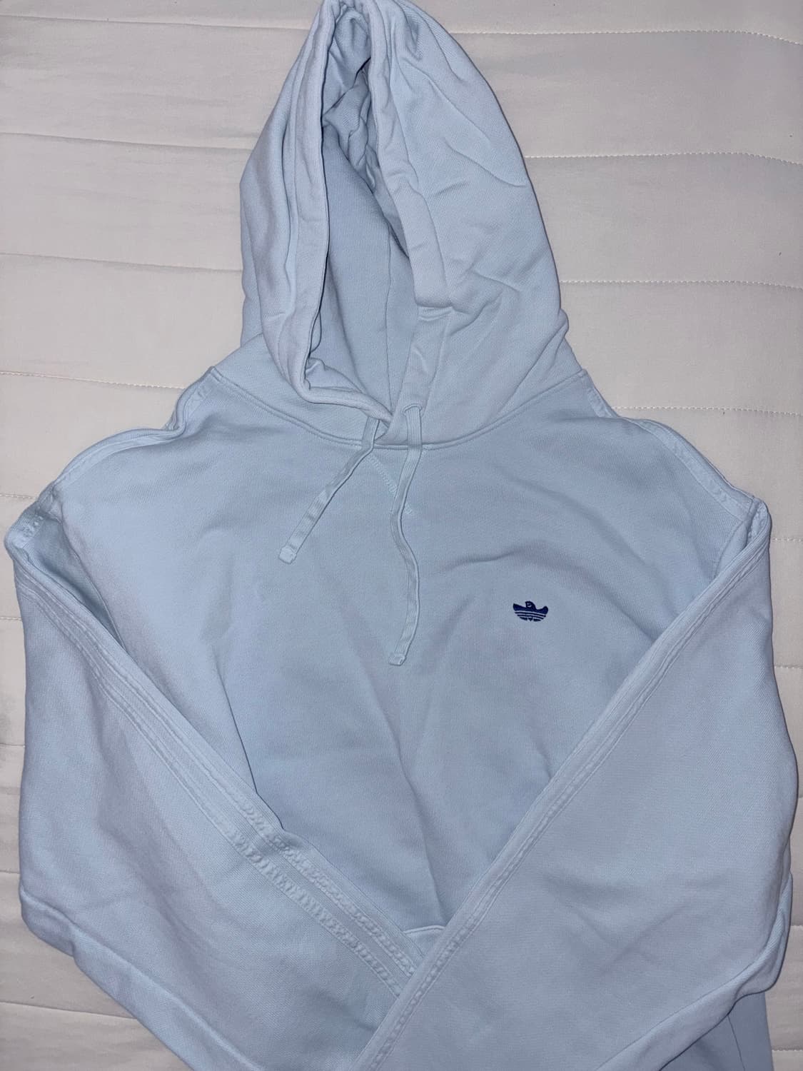 아디다스 x 마크곤잘레스 콜라보 시나모롤 스카이블루 후드티 상품이미지1