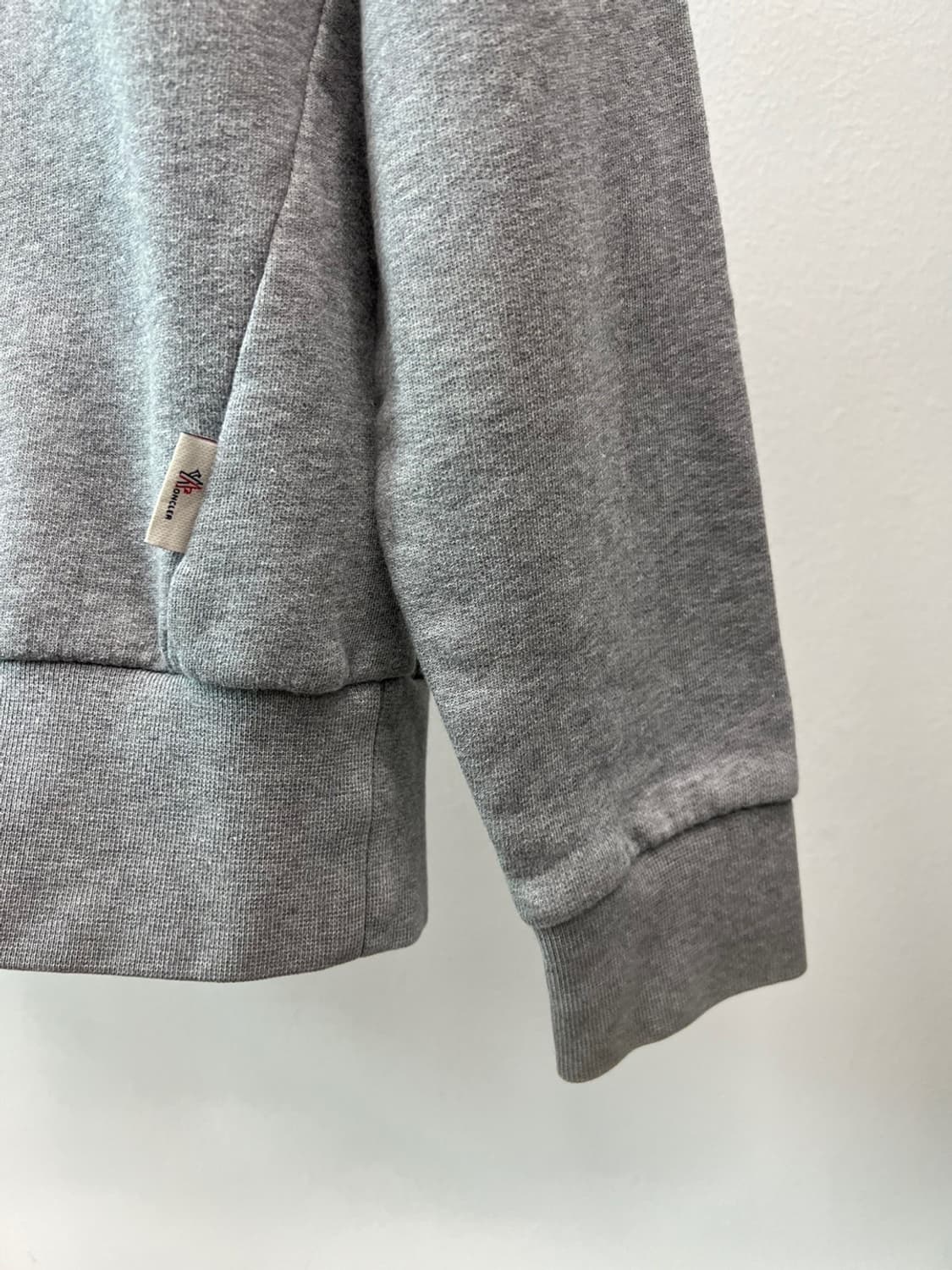 95) 몽클레어 그레노블 맨투맨  상품이미지4