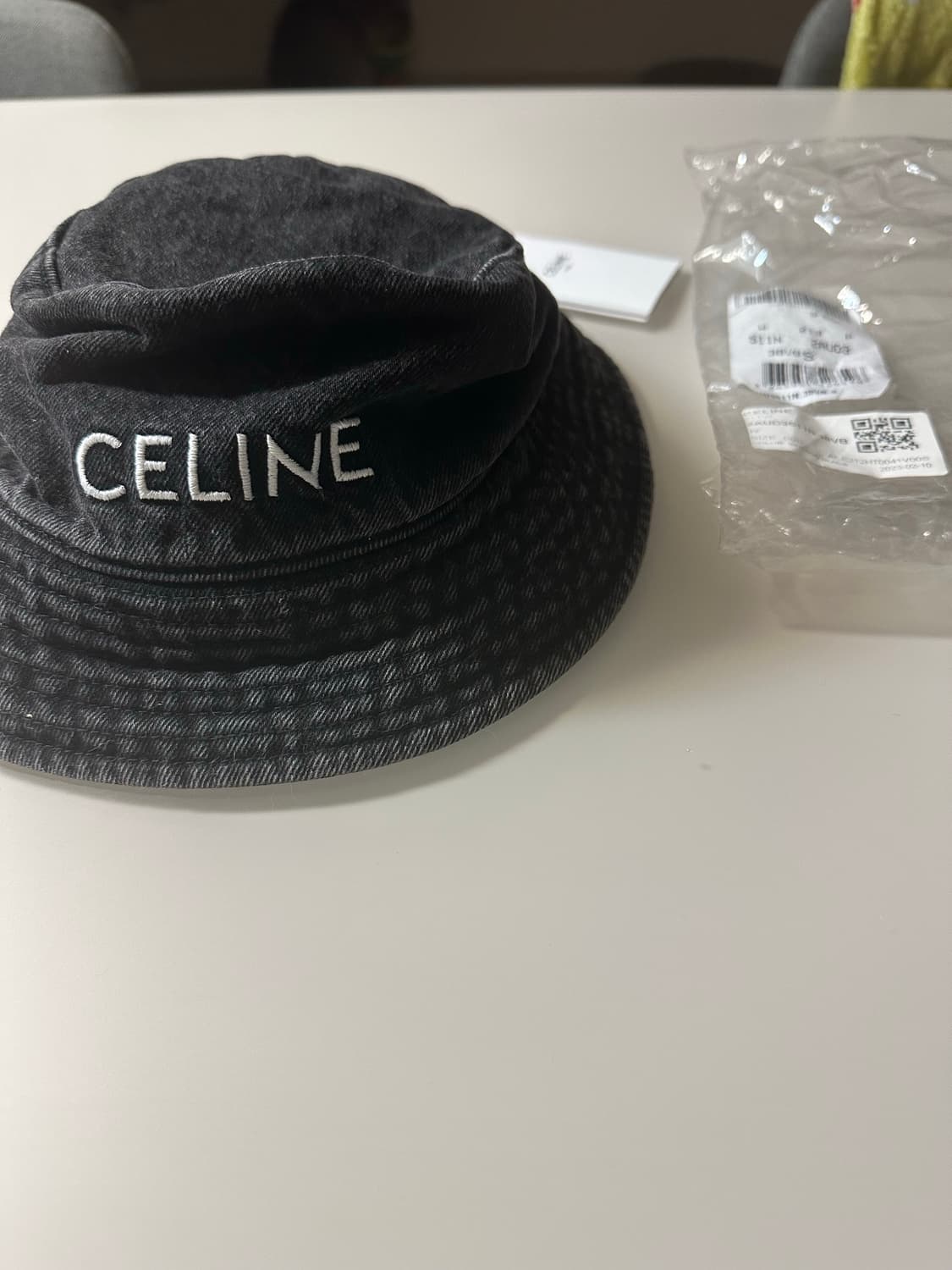 셀린느 데님 버킷햇  상품이미지1