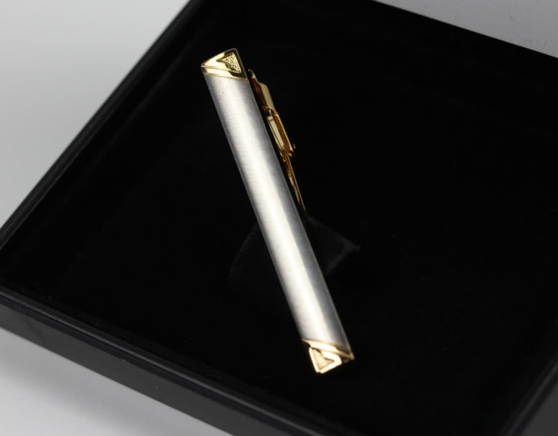 지방시 A등급 5cm 남자 명품 넥타이핀 상품이미지1