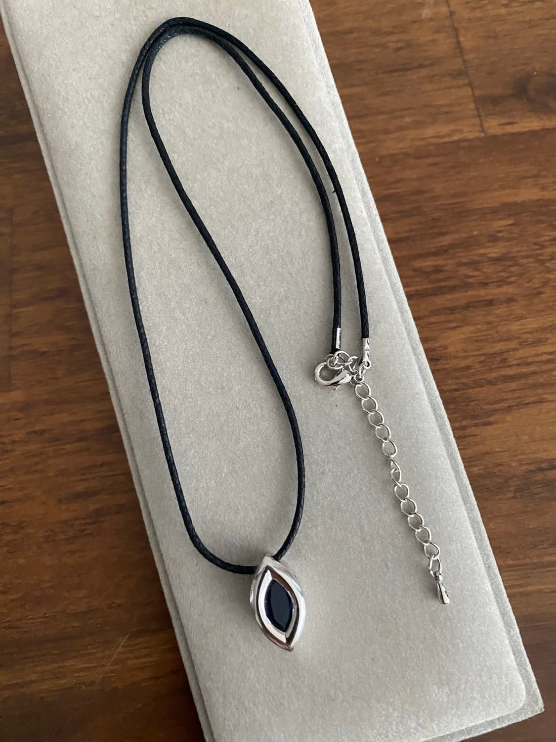 마키즈 형태 실버 펜던트 목걸이 상품이미지2