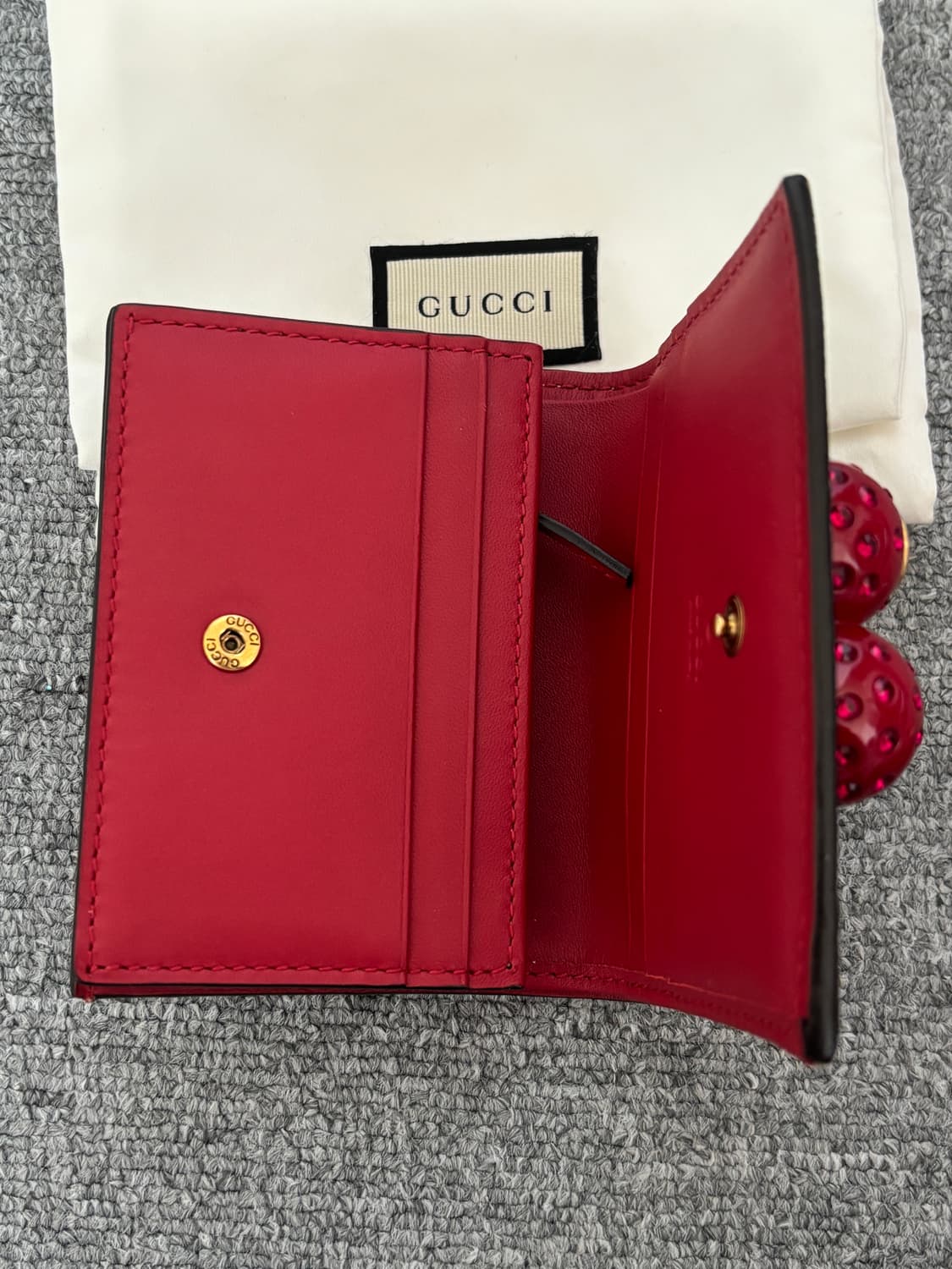 구찌 체리 GG 수프림 지갑 상품이미지2