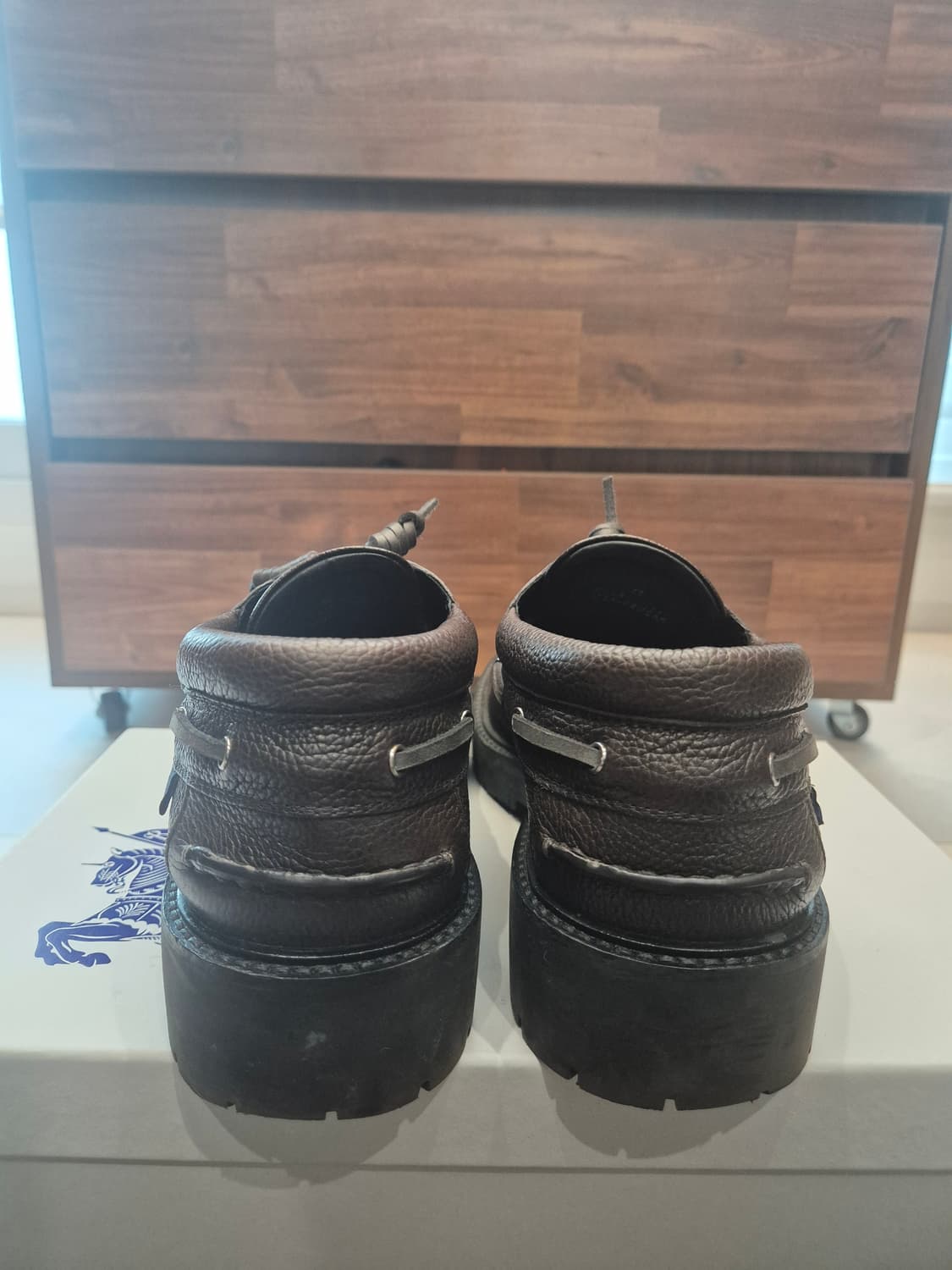 버버리 보트슈즈 브라운 42 사이즈 상품이미지4