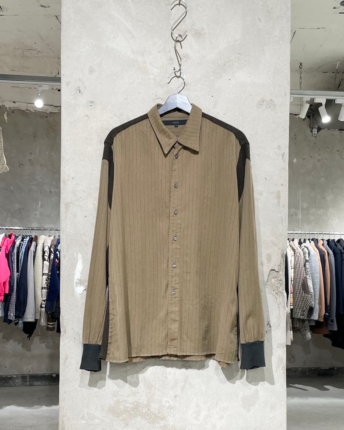 그리핀 브라운 울 패널 스트라이프 셔츠 상품이미지1