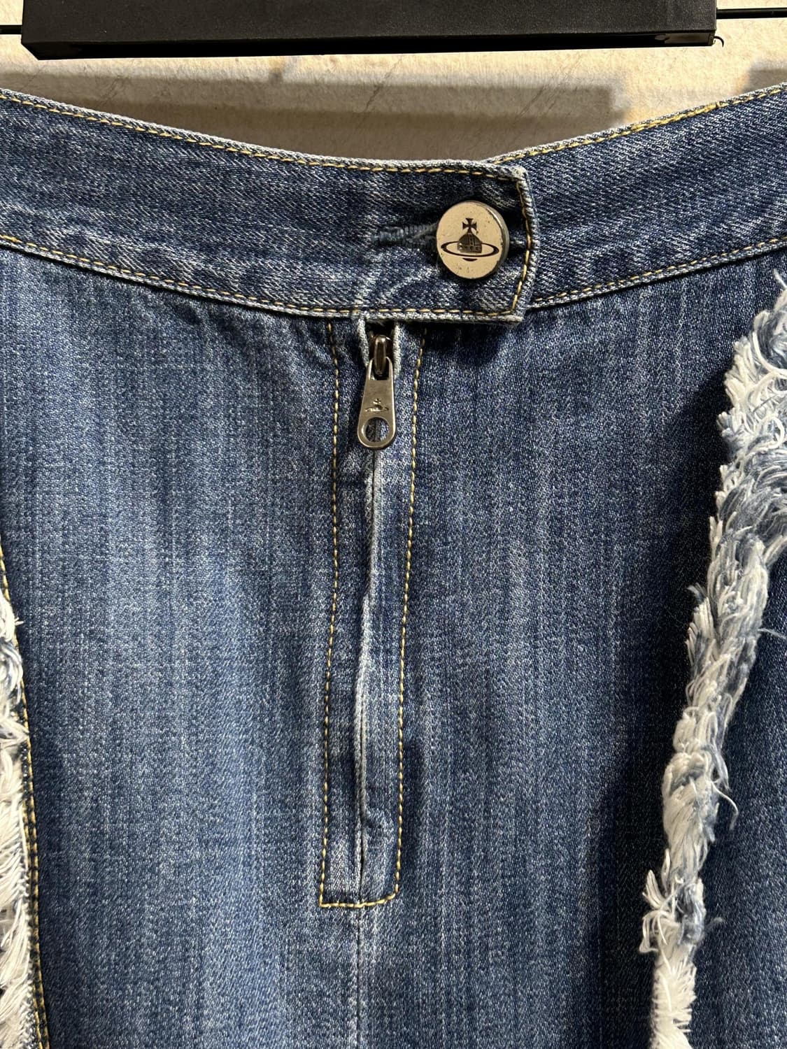 비비안 웨스트우드 앵글로매니아 컷오프 데님 머메이드 스커트 상품이미지3