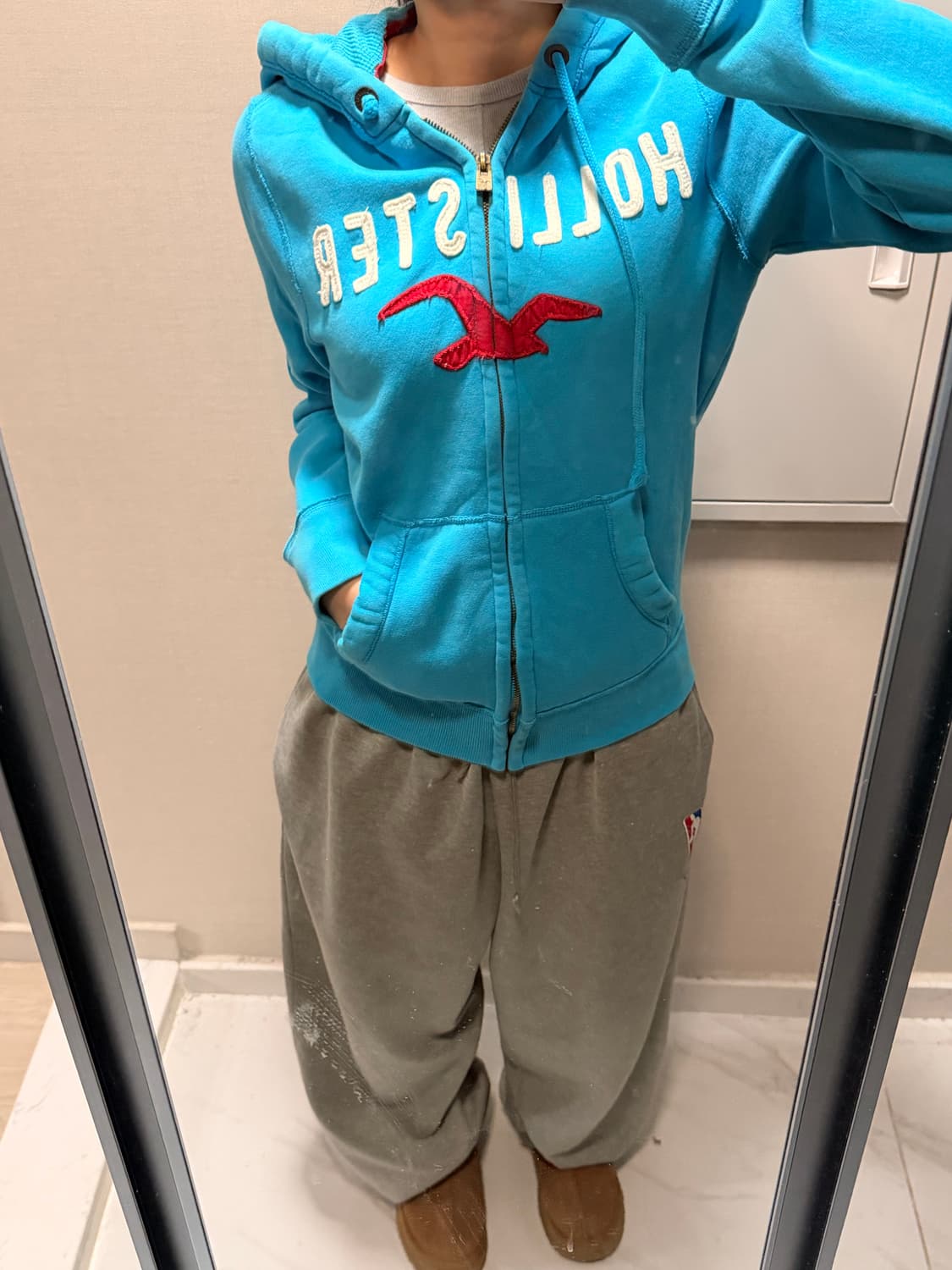 홀리스터 하늘색 후드집업 s 상품이미지1