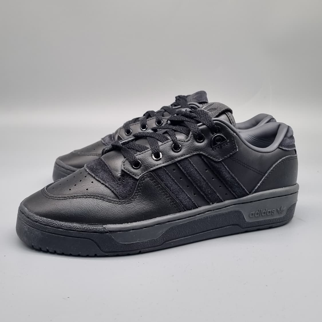 아디다스 라이벌리 로우 남성운동화260  상품이미지1