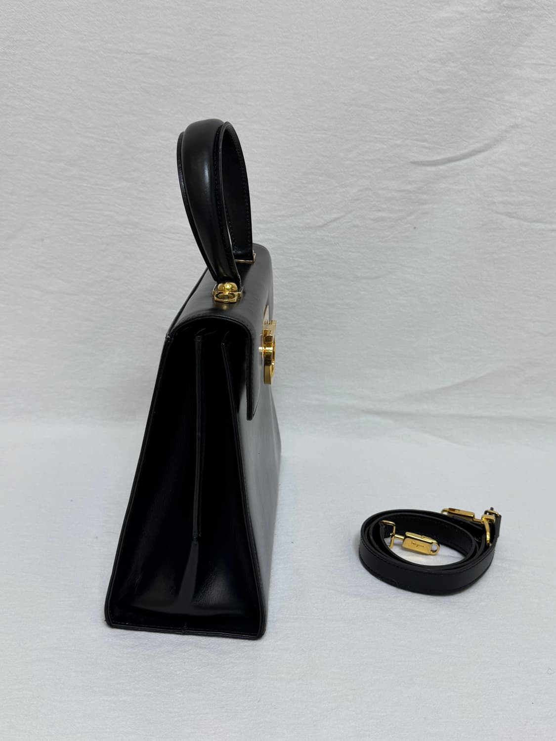 페라가모 간치니 블랙 켈리백 토트백 차정원백 상품이미지7