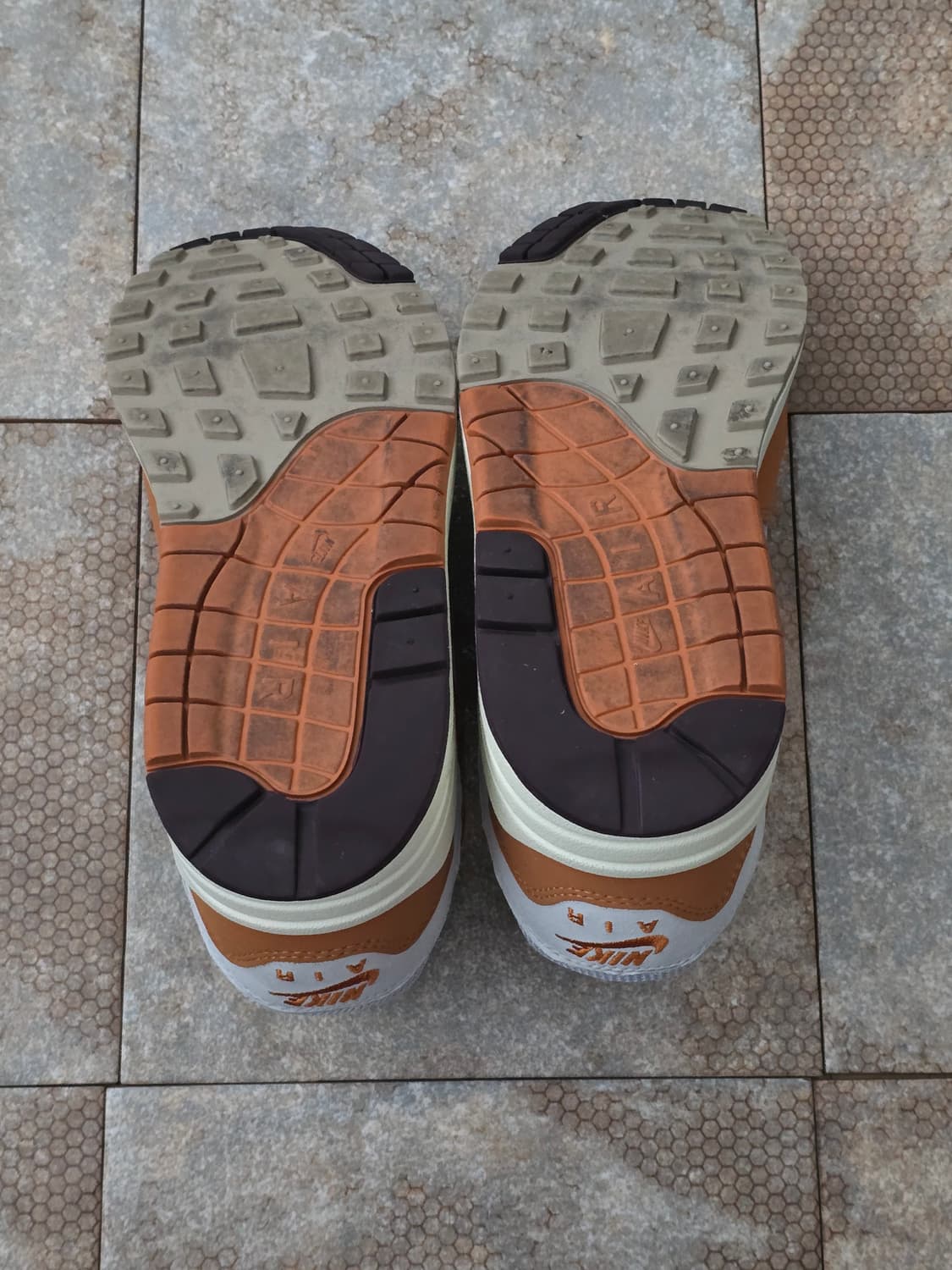 (230)나이키 파타 에어맥스 1 모나크  상품이미지8