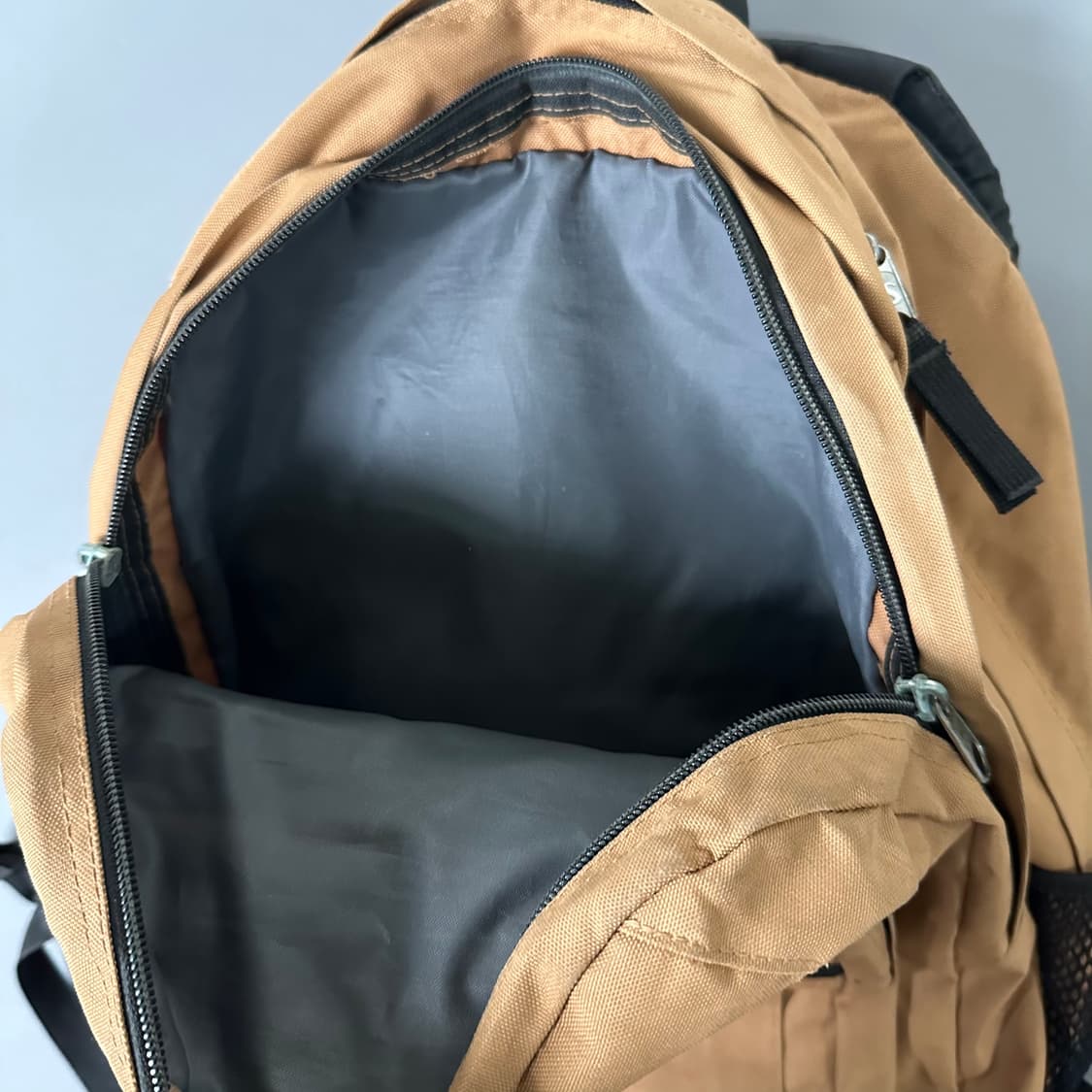 잔스포츠 백팩 가방 베이지 카멜  [013106] 상품이미지4