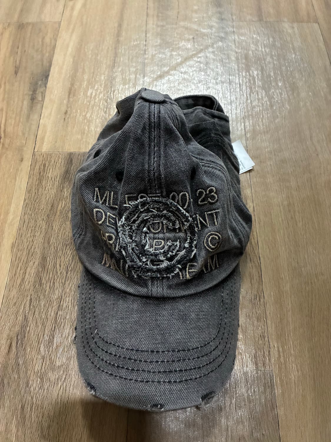 [새상품] 밀로아카이브 모자 상품이미지1