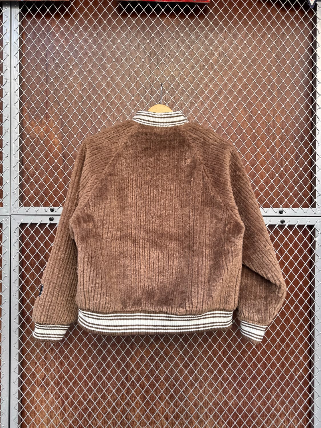 제너럴아이디어 코지 브라운 바시티 퍼 야구 점퍼 자켓 M 새상품 상품이미지10