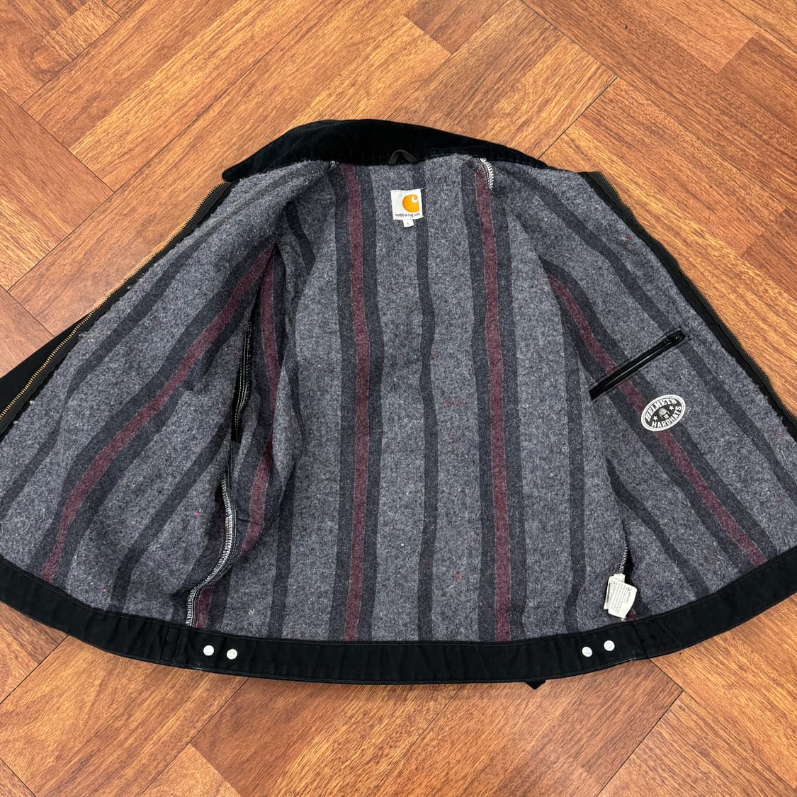 L(105) 칼하트 USA 디트로이트 블랙 자켓  상품이미지4