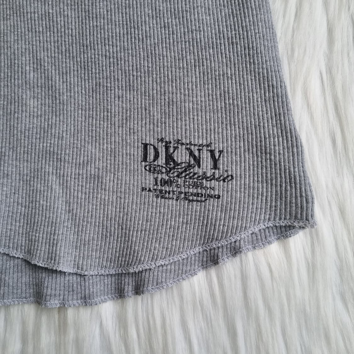 DKNY 클래식 잔골지 내츄럴 커팅 스티치 티셔츠 1967 상품이미지7