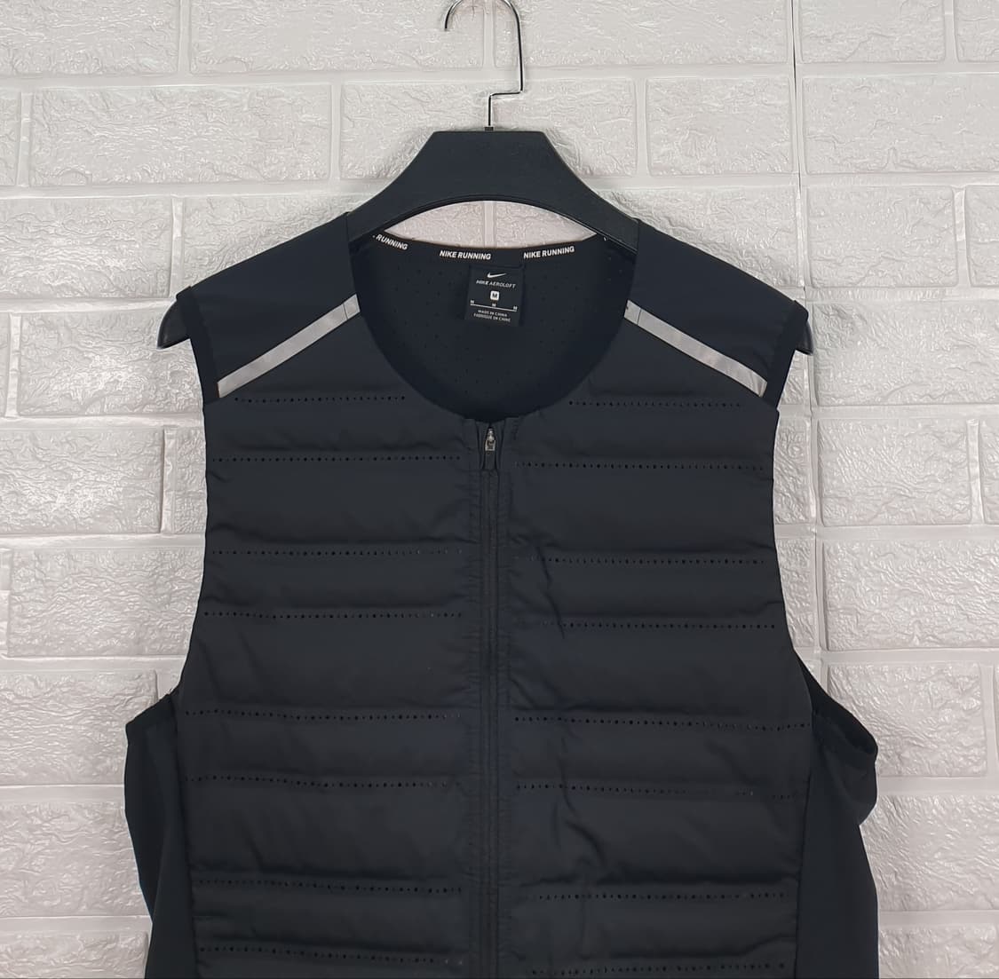 [95]나이키 에어로로프트 베스트 상품이미지5