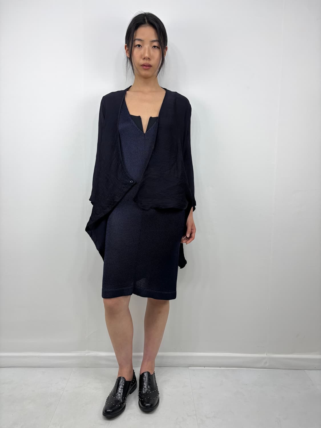 GLOSSY DEEP NAVY DRESS 상품이미지7