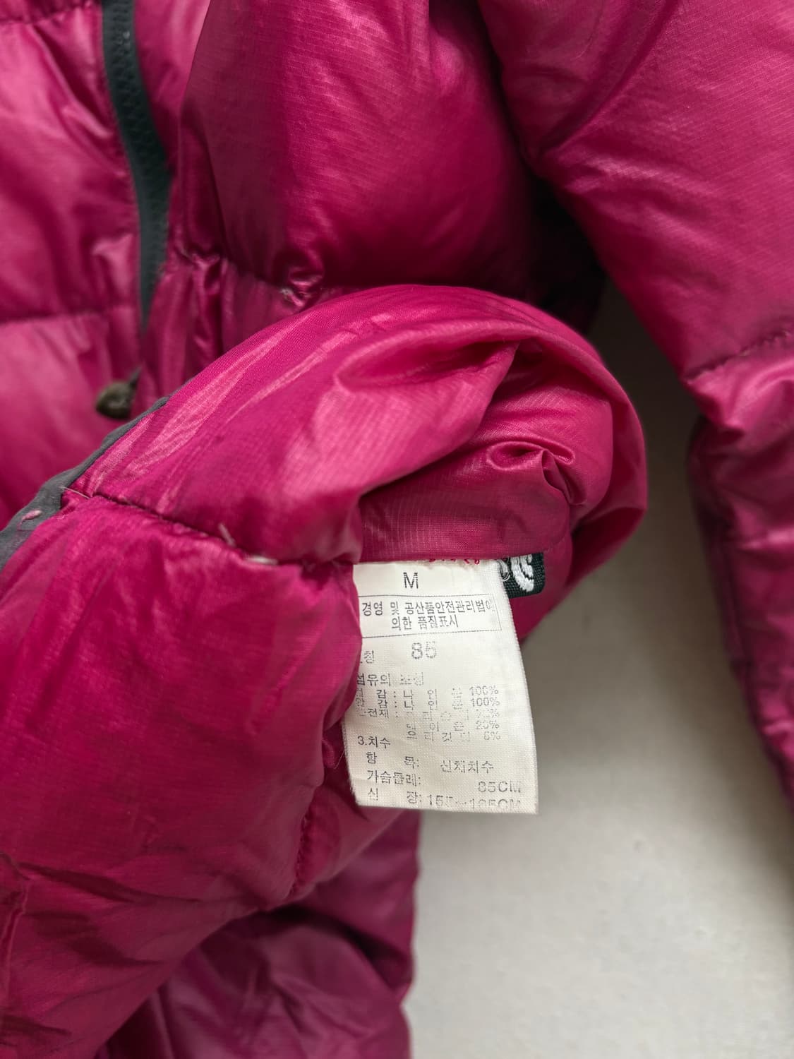 노스페이스 써밋 패딩 M 상품이미지5