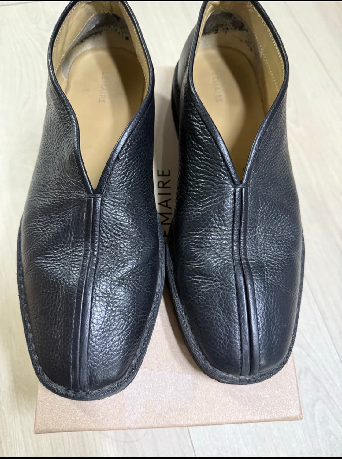 (구매글) 르메르 차이니즈 로퍼 블랙 크레페솔 43 상품이미지1