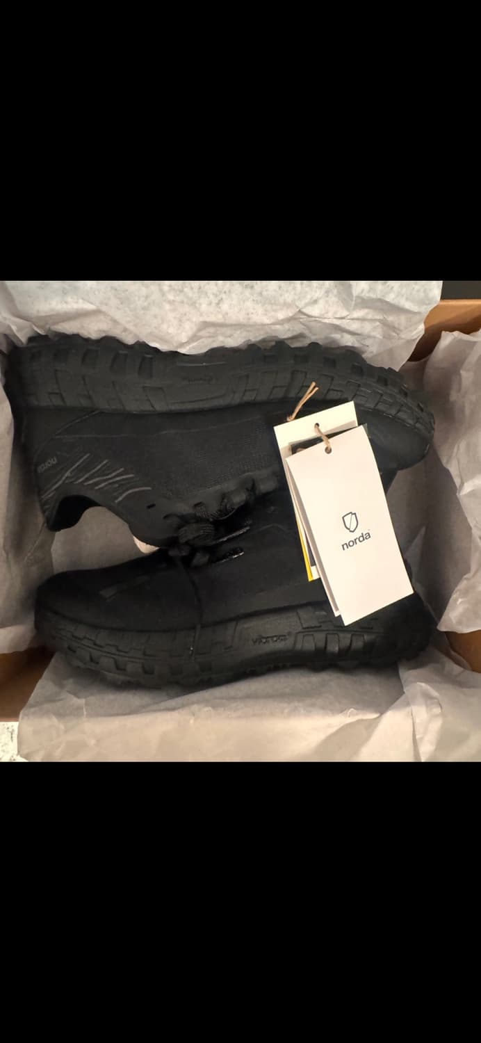 노다(Norda) 001 스텔스 블랙 245 상품이미지1