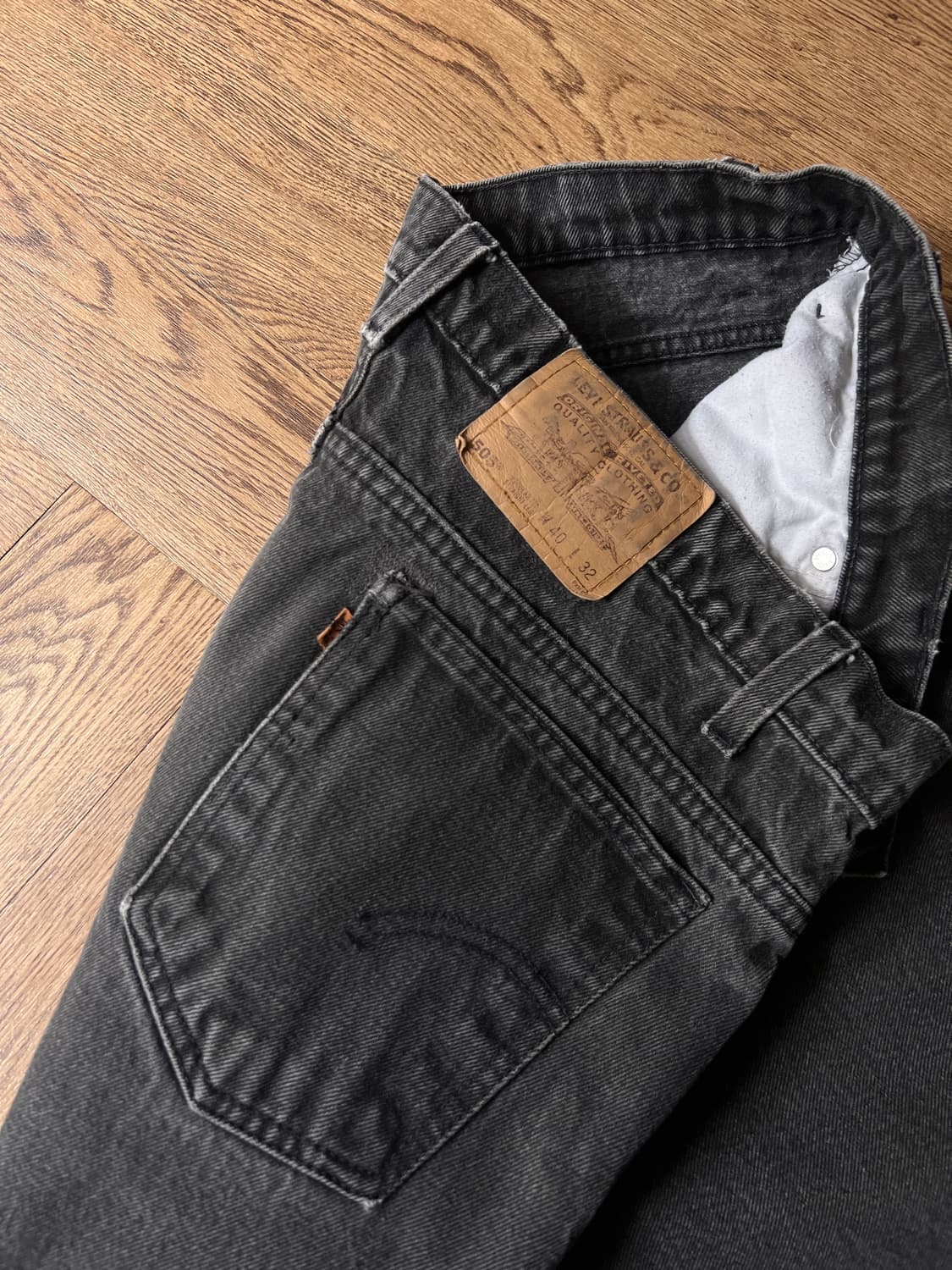 [40]90's 리바이스 USA 505 오렌지탭 빈티지워싱 흑청 데님팬츠 상품이미지6