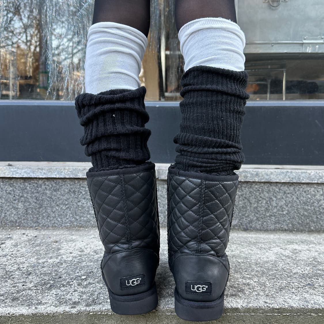 2000s 블랙 퀼팅 가죽 어그 부츠 상품이미지10