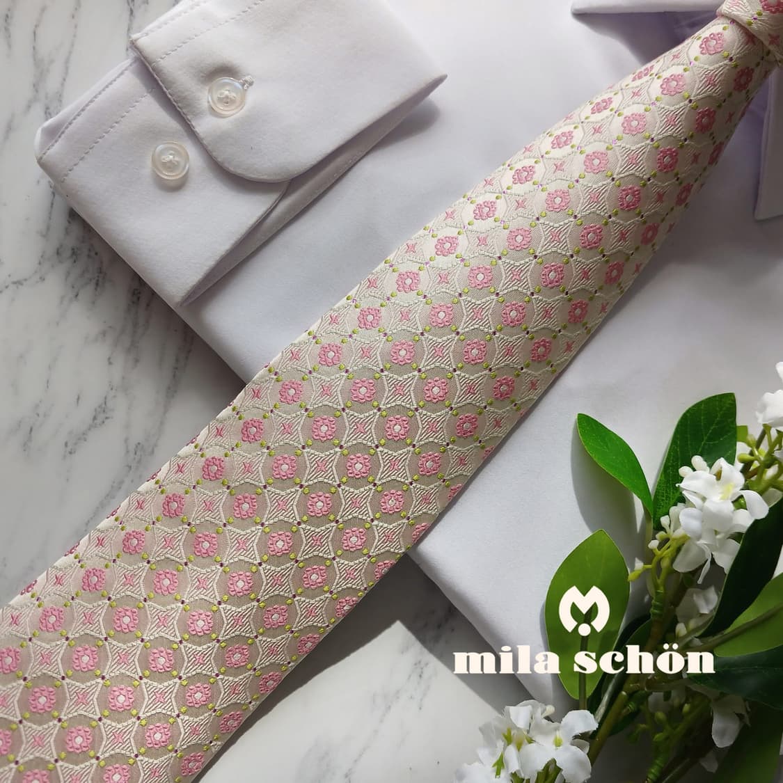 밀라숀 아이보리 & 핑크 플라워 자카드 넥타이 9cm A+등급 E887
 상품이미지2