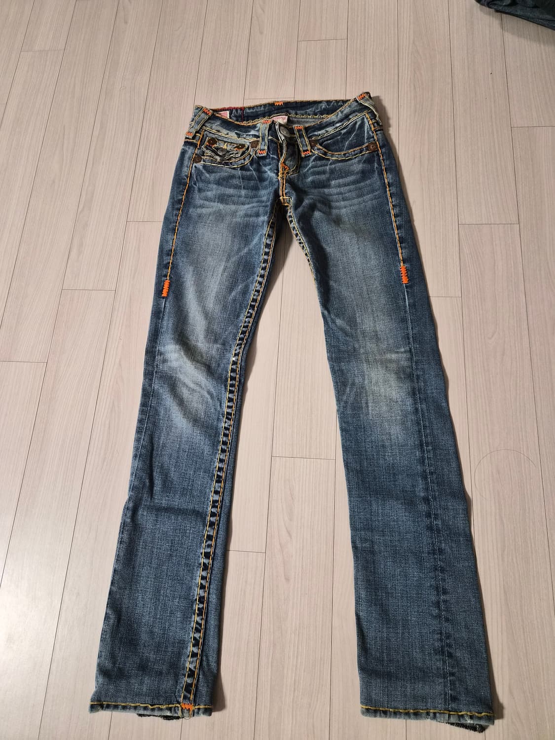 [오리지널 Y2K] 트루릴리전 빌리 슈퍼티 (Made in USA, 상품이미지3