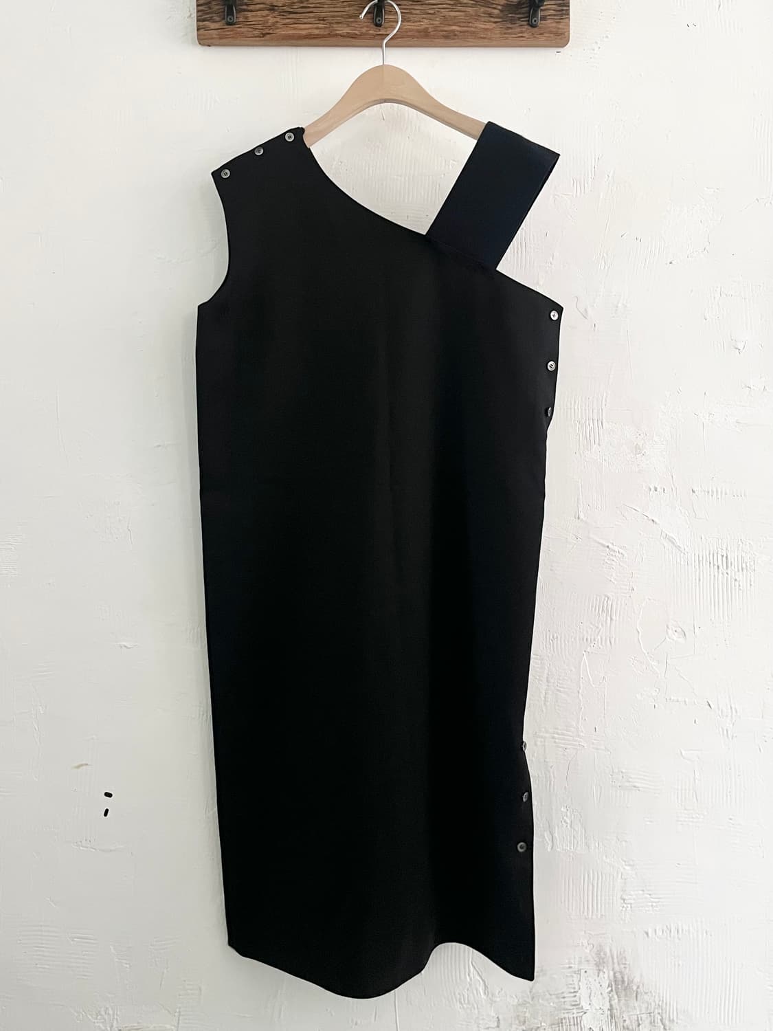 Recto 렉토 블랙 울 슬리브리스 원피스 상품이미지2