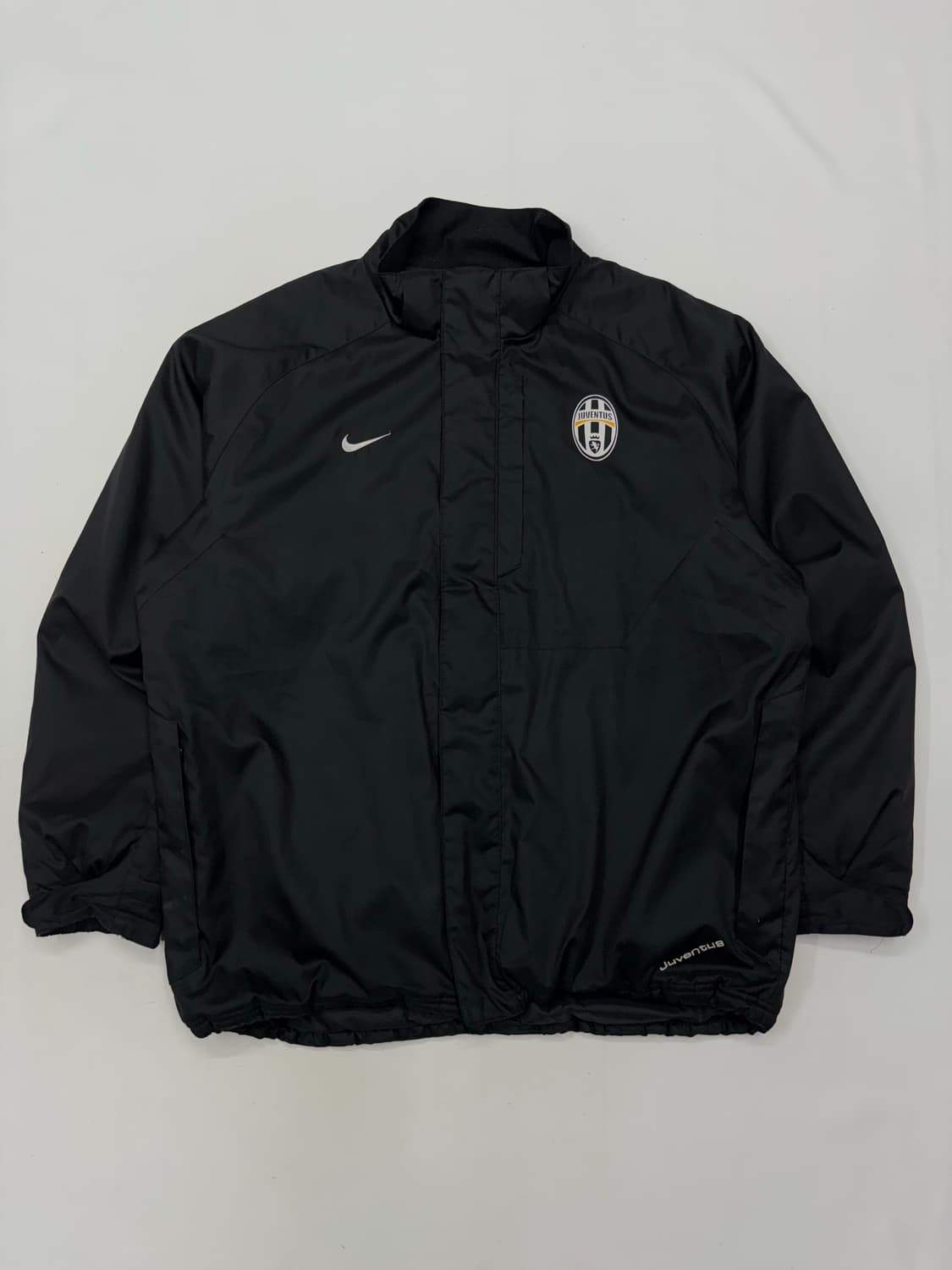 나이키 유벤투스 블랙 바람막이 점퍼 상품이미지1