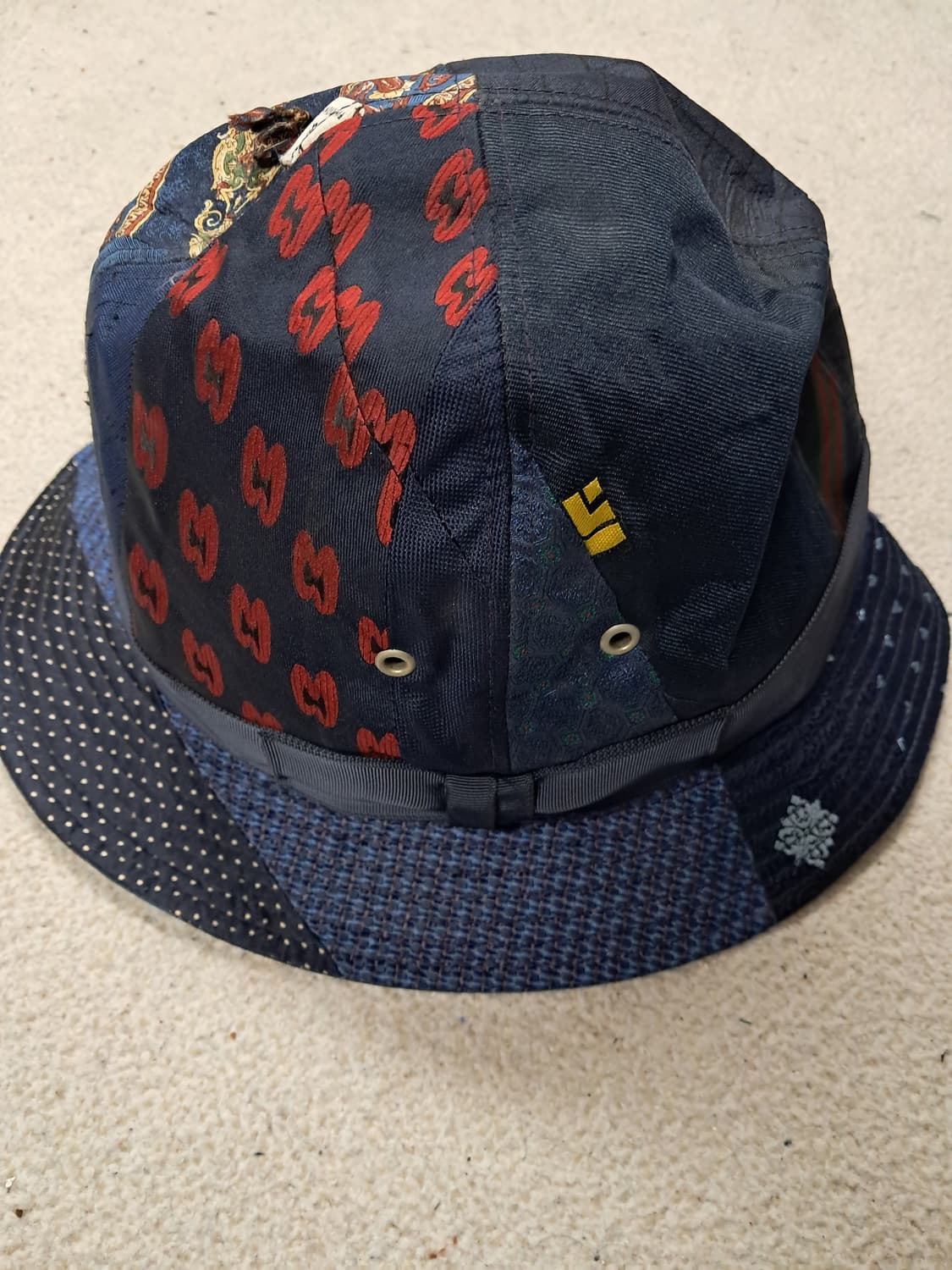 꼼데가르송 패치워크 버킷햇 상품이미지1