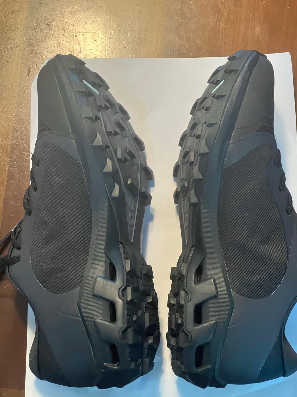 [ W235 ] 파프 온러닝 클라우드 벤쳐 피크 올 블랙 상품이미지6