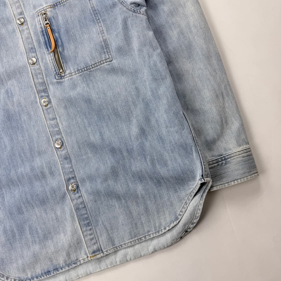 세터 집 포켓 데님 셔츠 라이트 워시드 블루 상품이미지6