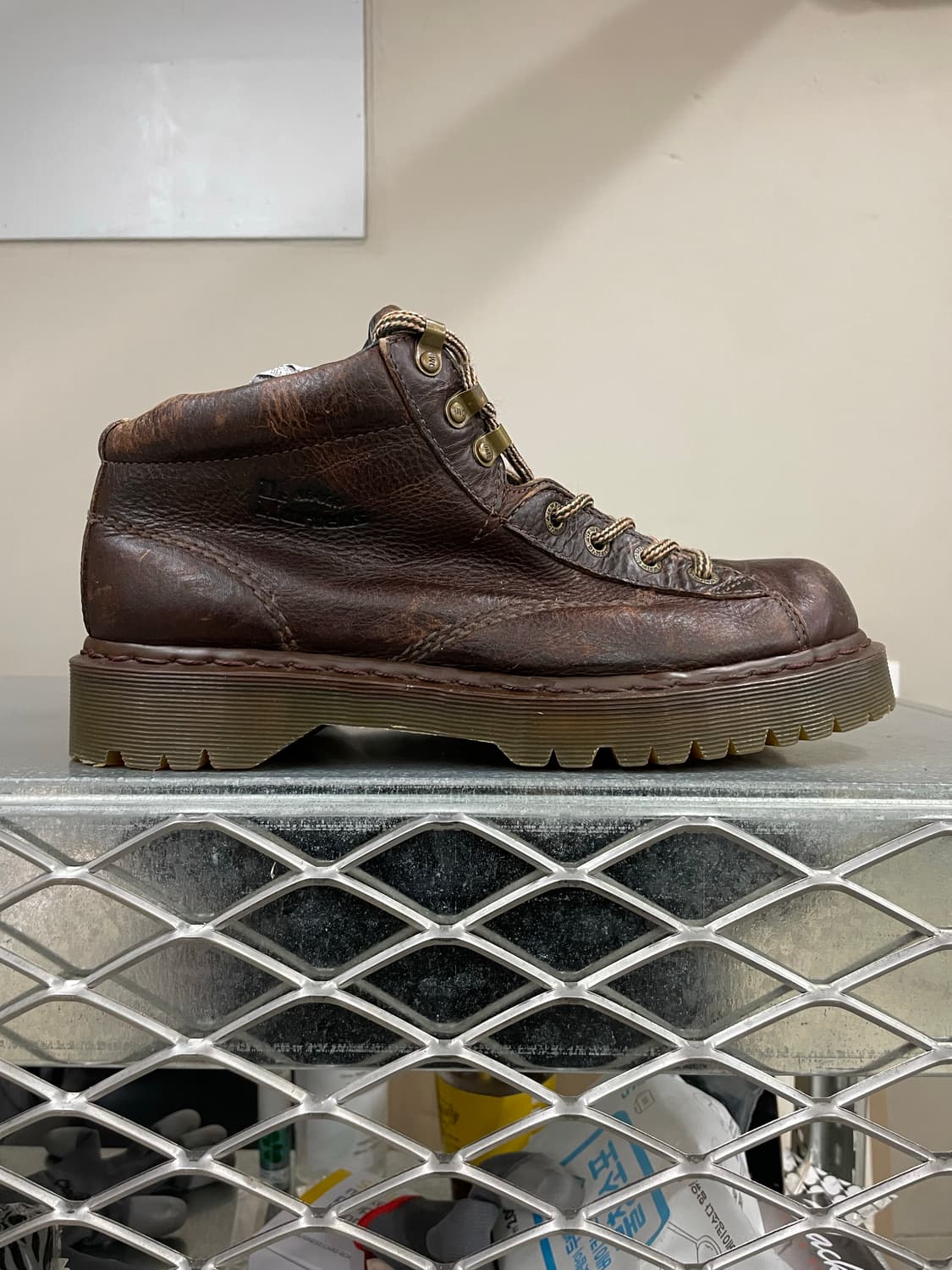 닥터마틴 8287 레더 부츠 브라운 uk10 (gr-4147) 상품이미지4