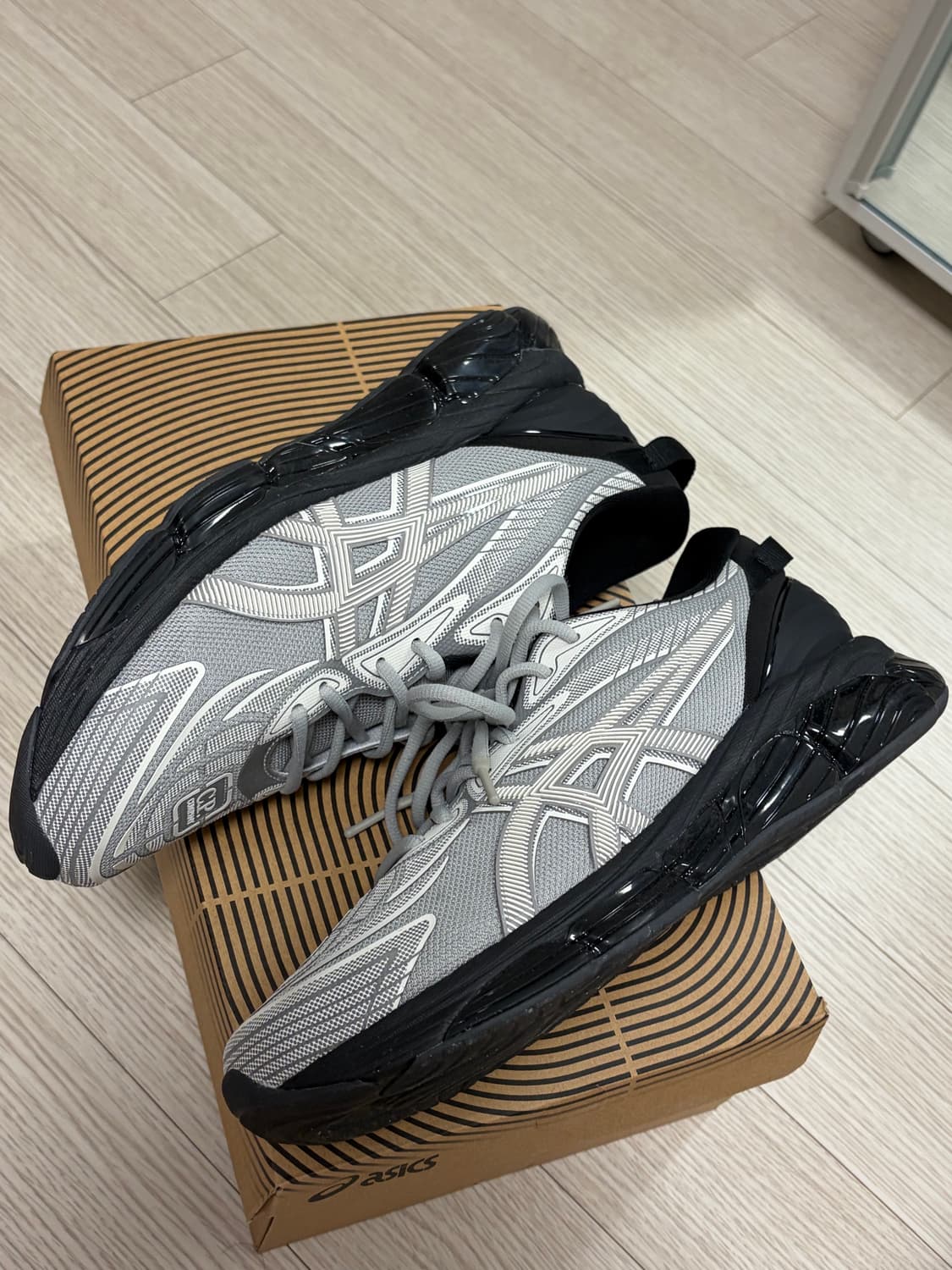 [280] 아식스 x CP컴퍼니 젤 퀀텀 360 8 시멘트 그레이 상품이미지3