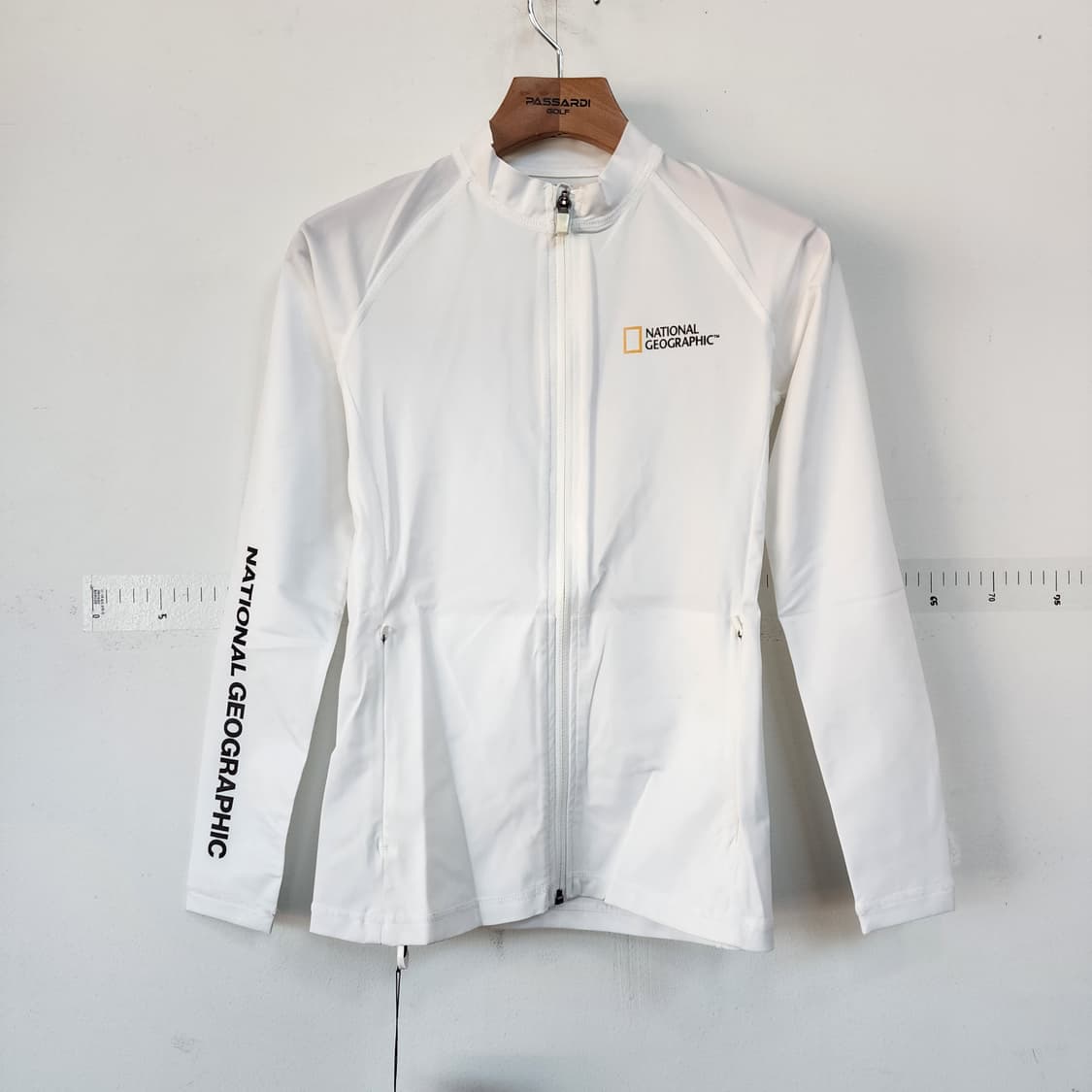 내셔널지오그래픽 여성 화이트 래쉬가드 상품이미지1