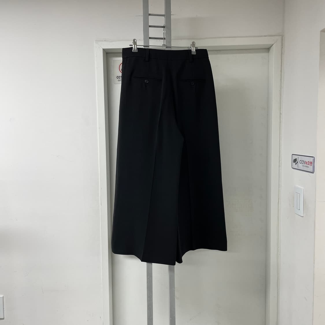 버버리 블랙 슬랙스 40(W) 상품이미지4