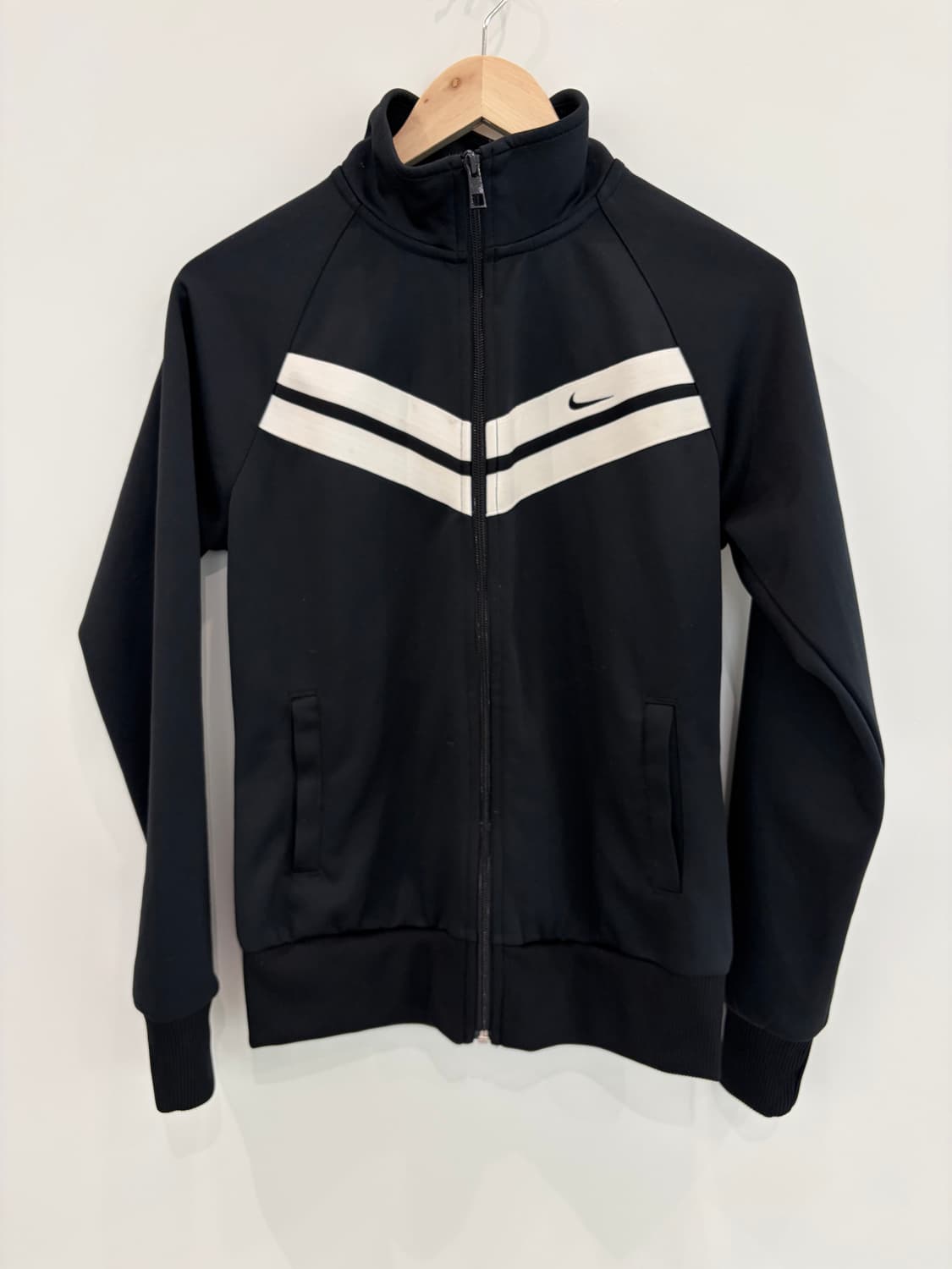 나이키 블랙 트랙자켓 상품이미지1