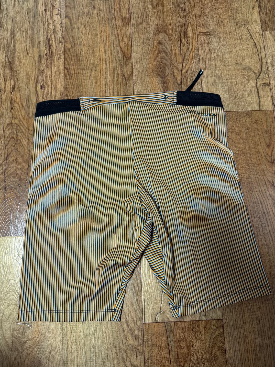 [XL] 나이키 드라이핏 ADV 에어로스위프트 러닝 하프 타이즈 브라운 상품이미지3