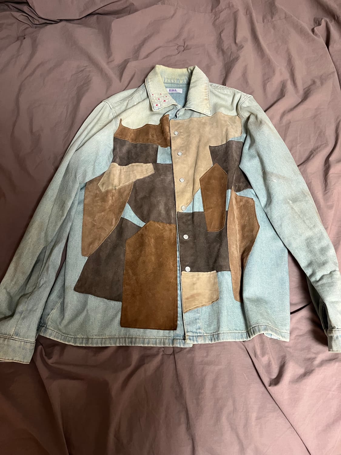 Erl Woven Leather Patchwork Shirt in Lig 상품이미지1