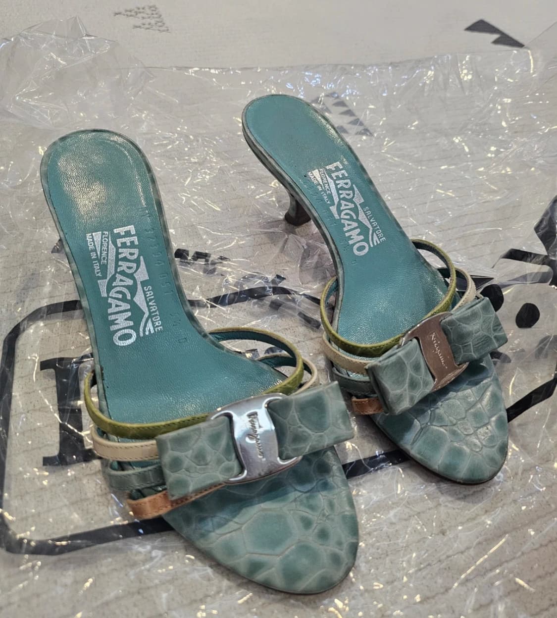 Ferragamo 페라가모 민트 바라 리본 뮬 230 상품이미지2