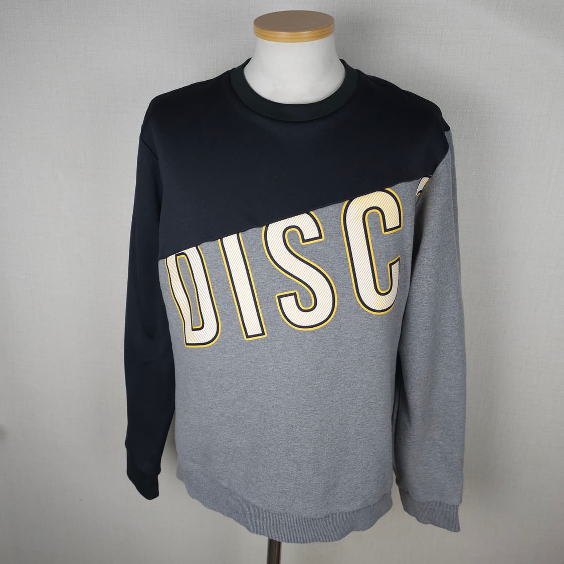 디스커버리 맨투맨 남자100사이즈  상품이미지1