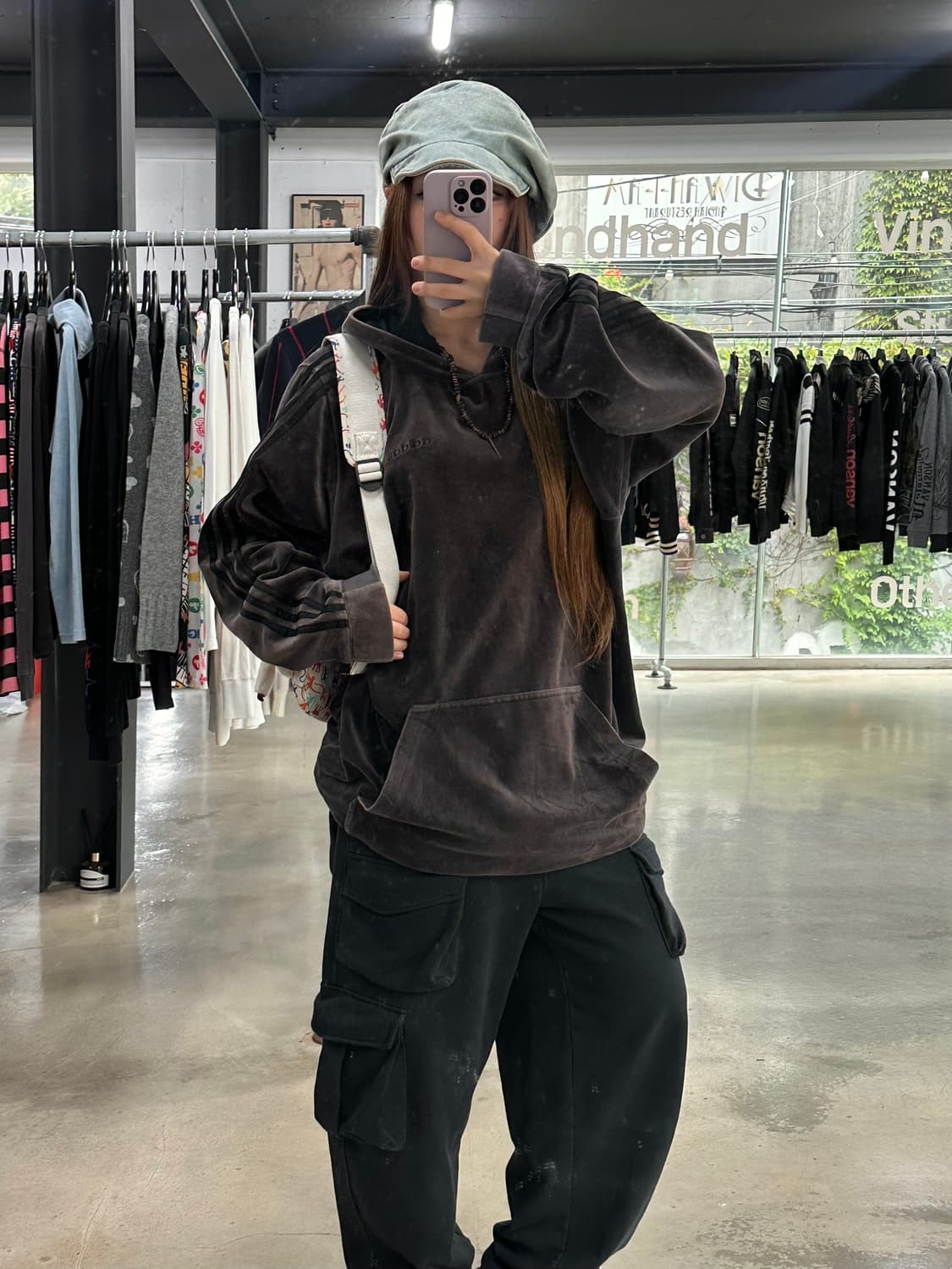 아디다스 태리 브라운 후드티셔츠 상품이미지2