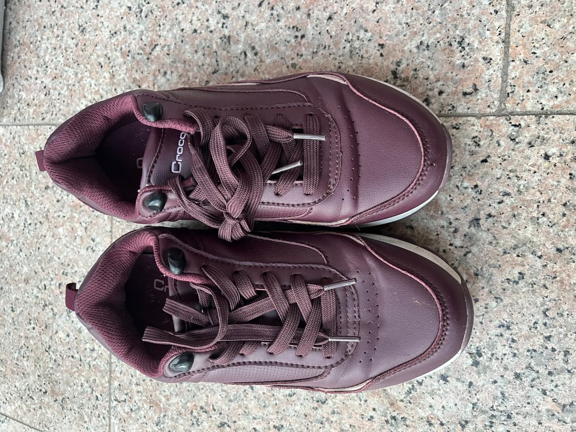 크로커다일 버건디 운동화 상품이미지2