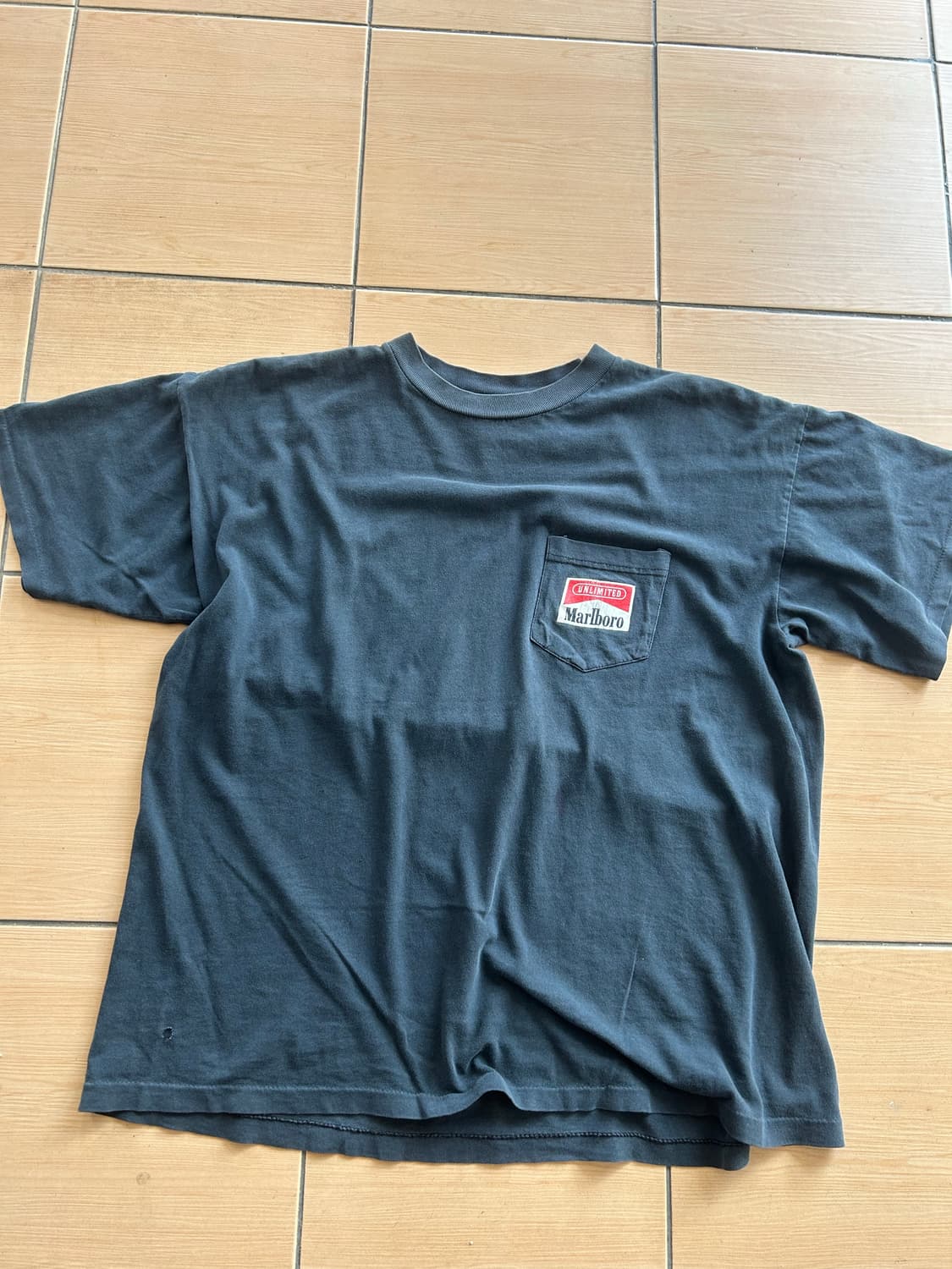 90‘s Marlboro unlimeted Tee 상품이미지3