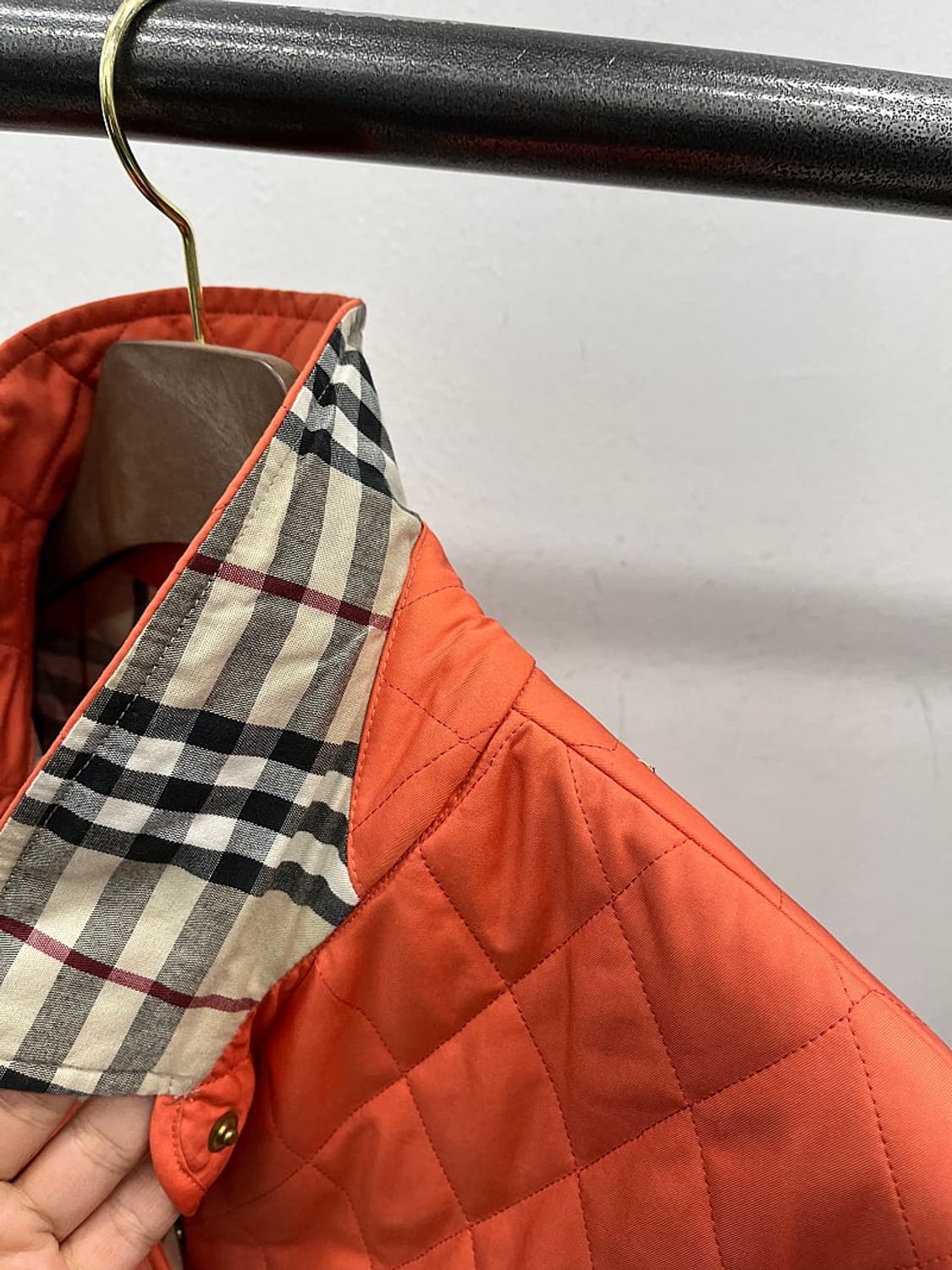여) 버버리 오렌지 퀼팅자켓  상품이미지4