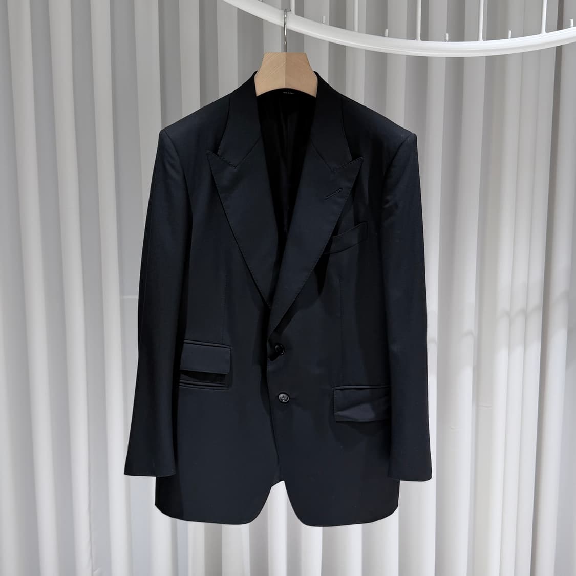 (A+/52) / 톰포드 쉘턴 울 실크 블랙 수트 정장 셋업 상품이미지2