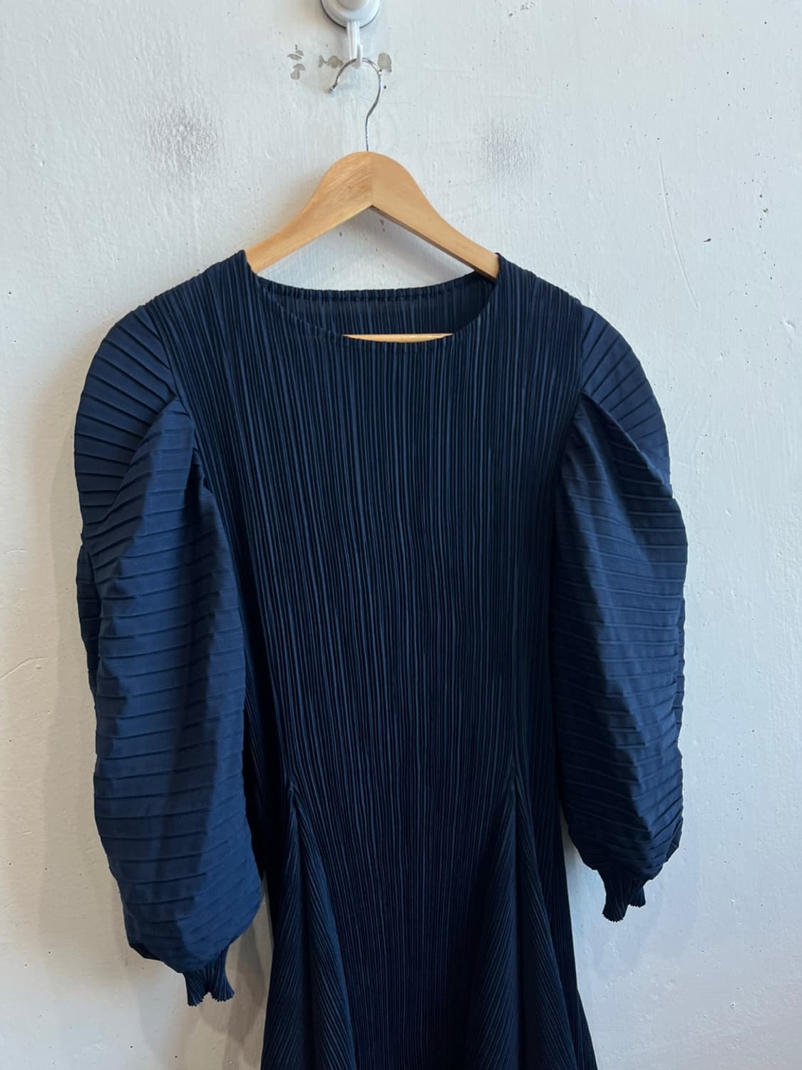 ebony JPN 플리츠 퍼프 원피스 드레스 상품이미지3