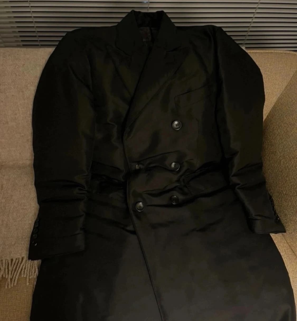 톰포드 패딩코트 상품이미지3