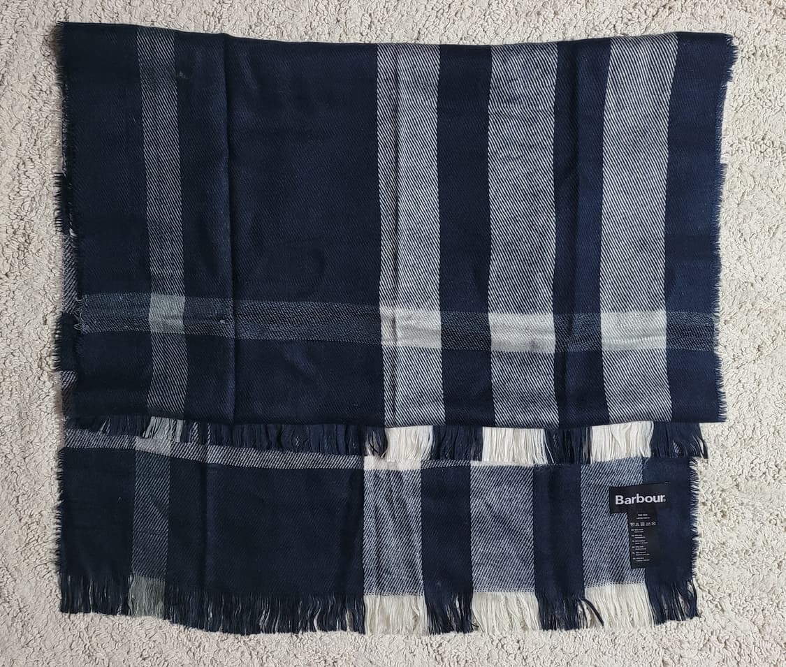 영국 바버 블랙 그레이 타탄 숄 & 머플러(목도리) 상품이미지6